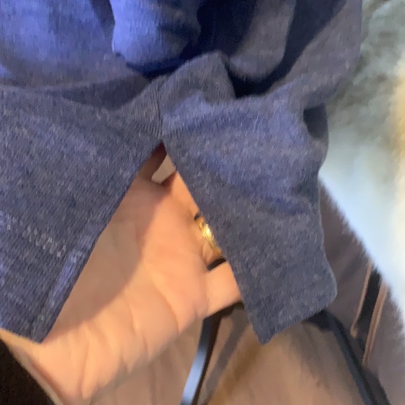 NWT 89th + Madison 2xl blue top - Picture 4 of 10